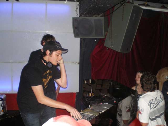 The Upbeats, Fu, 26/10/2007